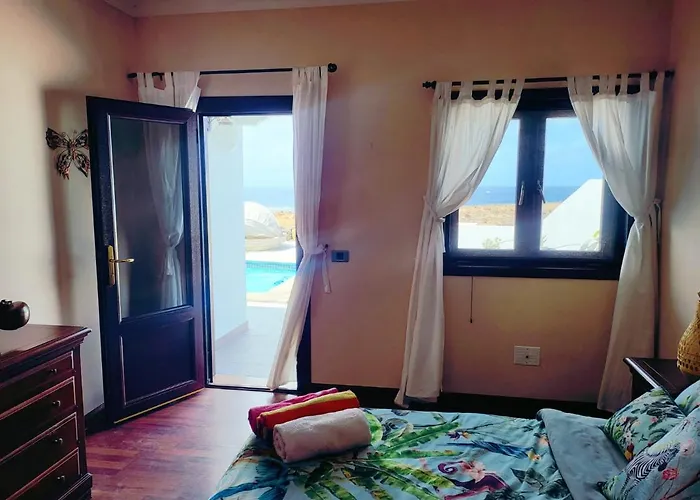 Sunset Paradise With Panoramic Sea View, First Line, Sunsets فيلة *